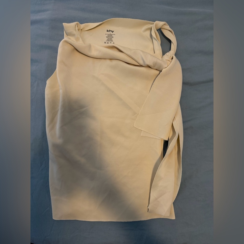 Sueded Stretch Knotted Top and skirt